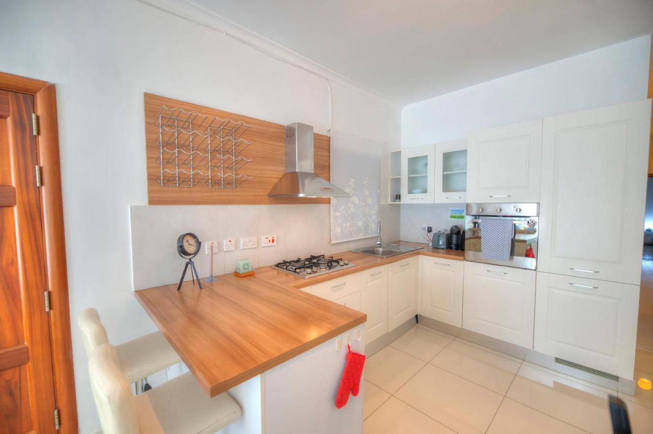 Large And Modern 2Bedroom With Balcony Glub1-1 Gzira Екстериор снимка